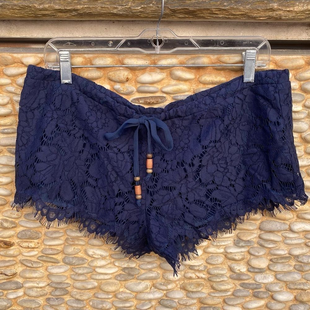 Chaser Women's Navy-Blue Lace Shorts. Drawstring Lined Medium Festival Boho NWT - Picture 3 of 5
